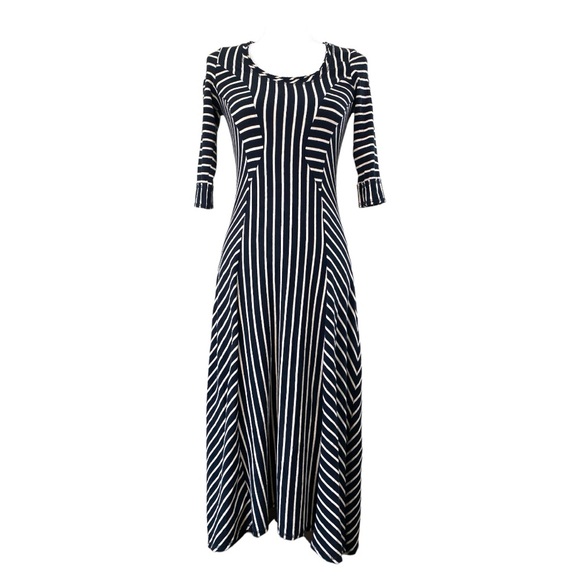 Saturday Sunday Dresses & Skirts - Saturday Sunday Maxi Dress Fit & Flare Black/White Stripes Size XS